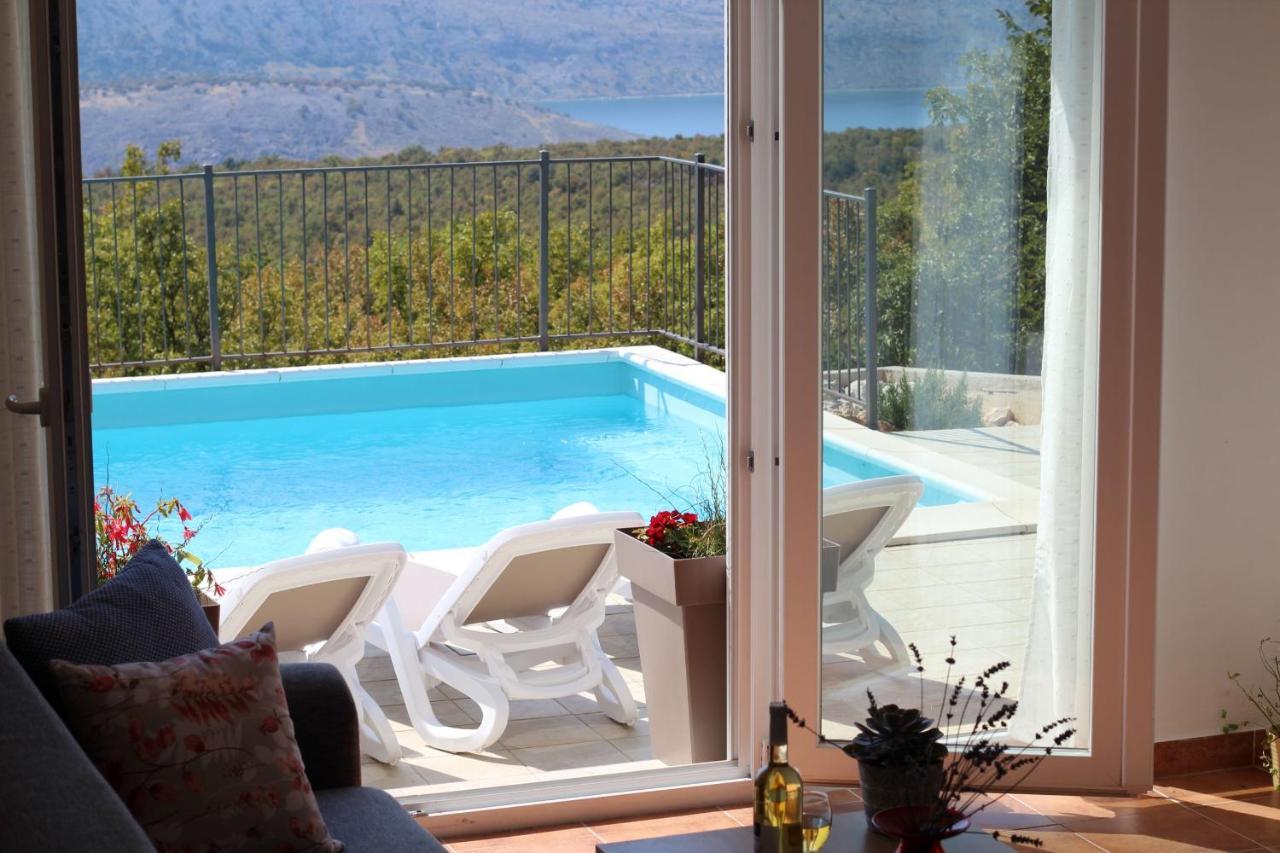 Holiday Home Aqua Šmrika Exterior foto